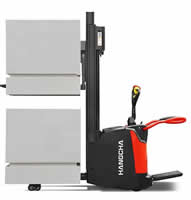 Stacker truck Stacker truck