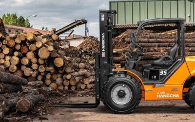 Hangcha high-voltage Li-ion forklifts conquer rough terrain
